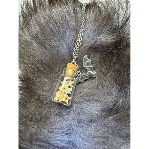 Vertebrae Vial Necklace Bat Wing Charm Gothic Witchy Halloween‎ Jewelry